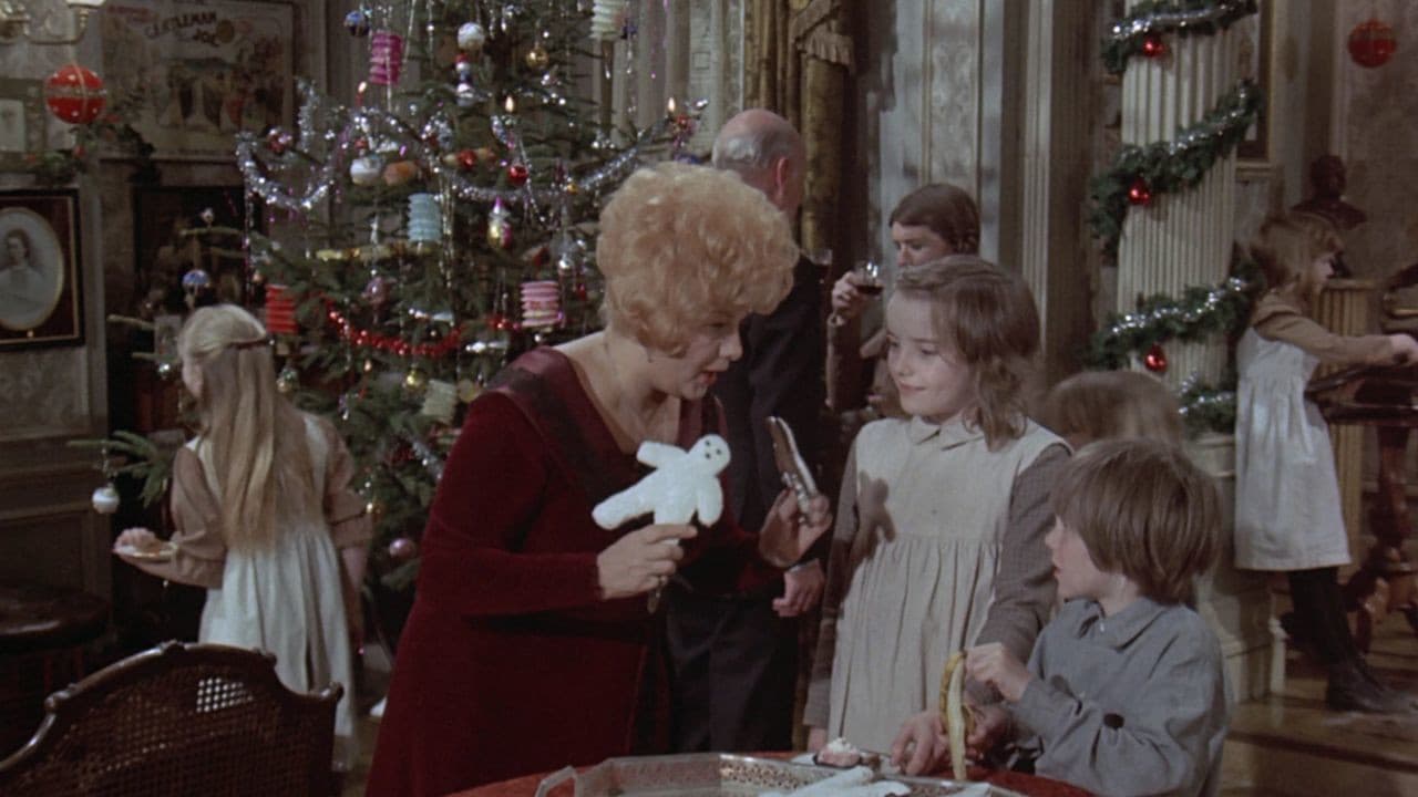 Mais qui a tué tante Roo ?